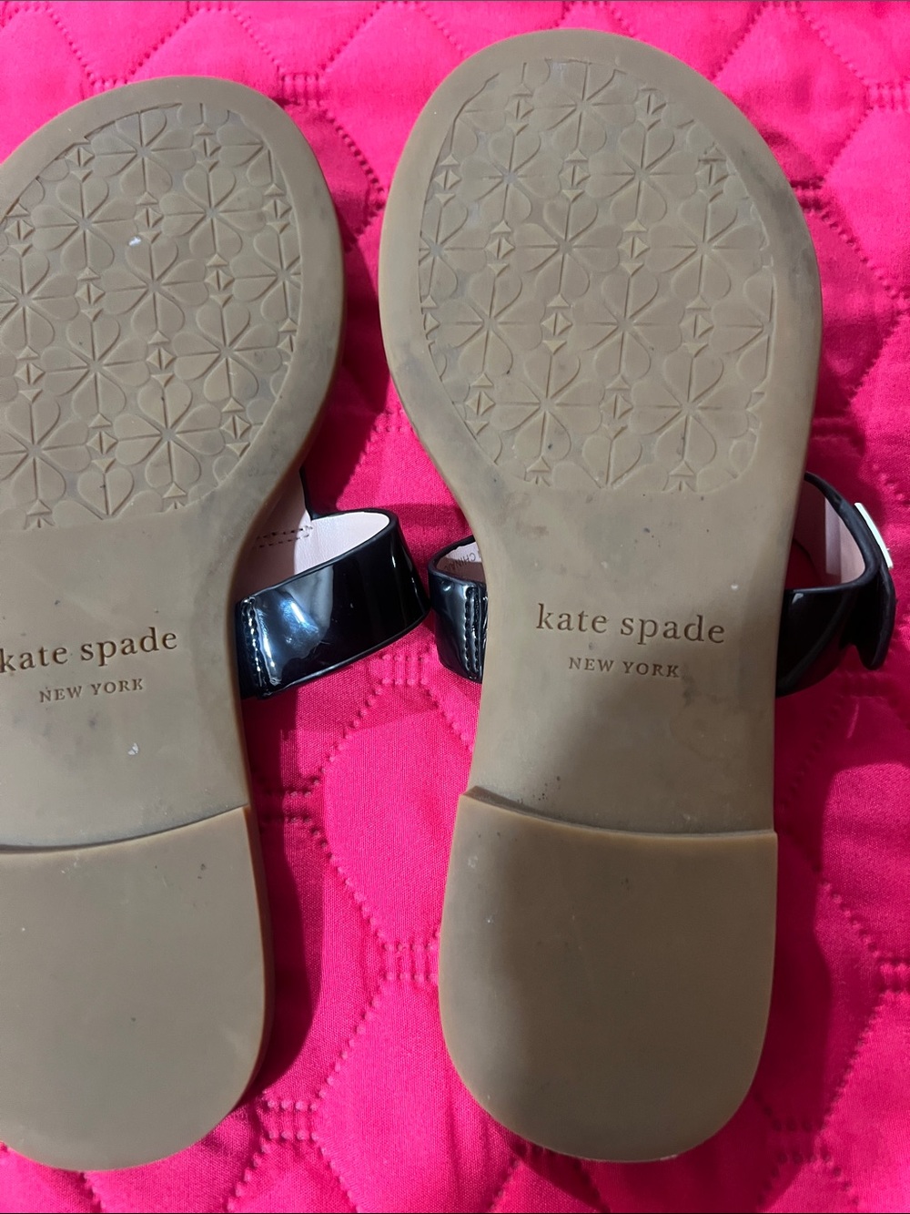 Black Patent Leather T-Strap Women's Sandals - Picture 3 of 7